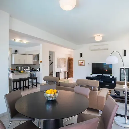 Ricky Ferienhaus Protaras